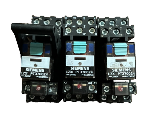 Siemens LZX:PT370024 & LZS:PT3A5L24 24VDC 10A Plug-In Relay Bundle of 3 Used