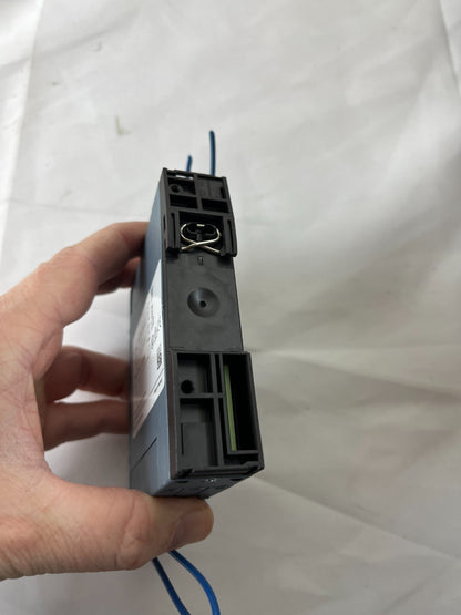 Siemens SIRIUS 3RP2525-2BW30 Time Relay On Delay 12-240V AC/DC Used Spare