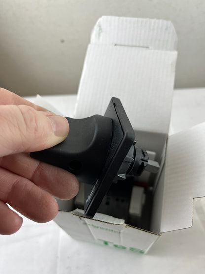 Schneider Electric VBD01 TeSys Vario 3‑Pole 20A Emergency Main Switch New