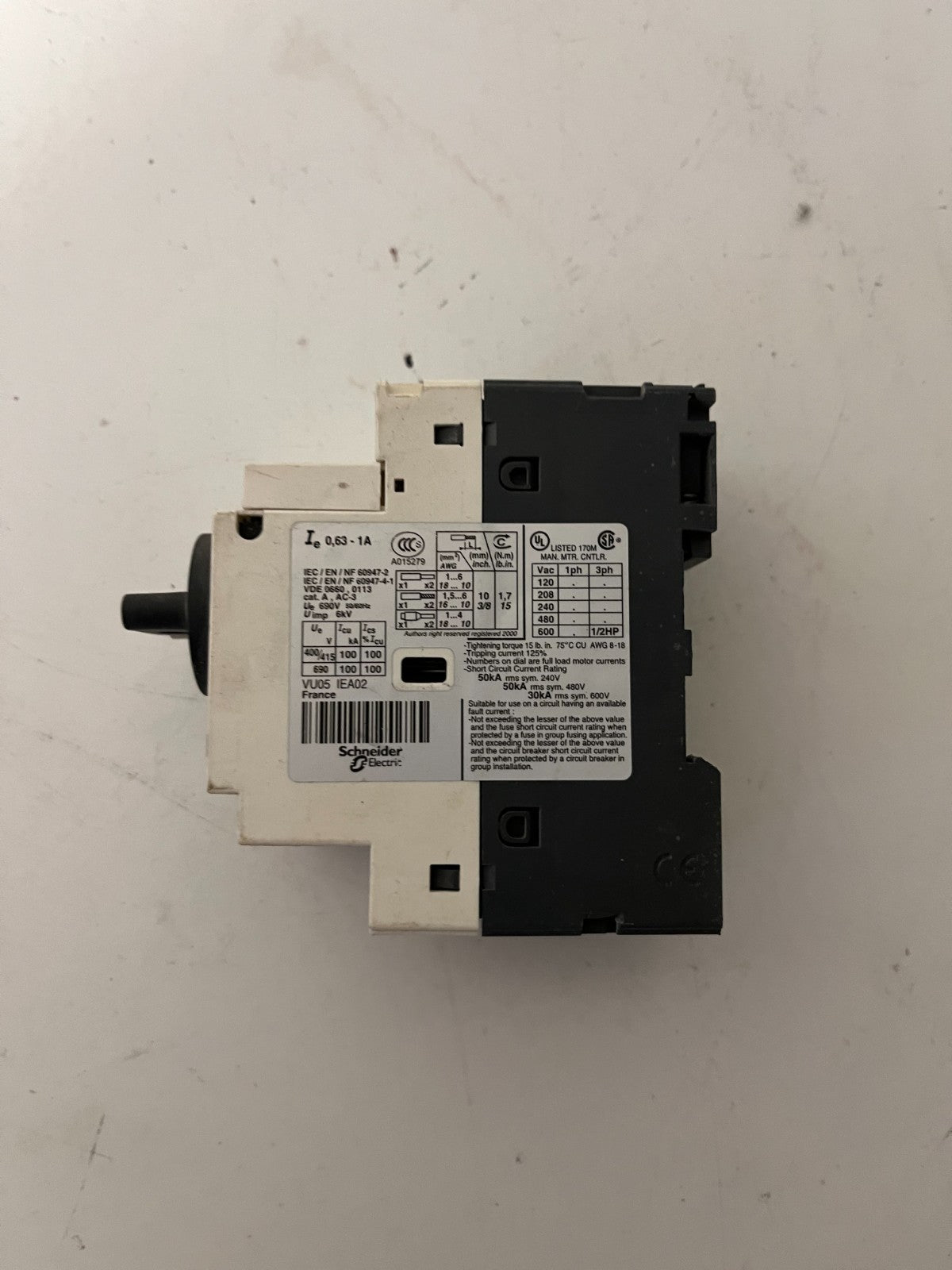 Schneider Telemecanique GV2P05 0.63–1A Motor Circuit Breaker with VU05 IEA02