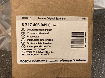 Bosch Junkers Gas Boiler Pressure Differential Switch PN:87174060490 NOS