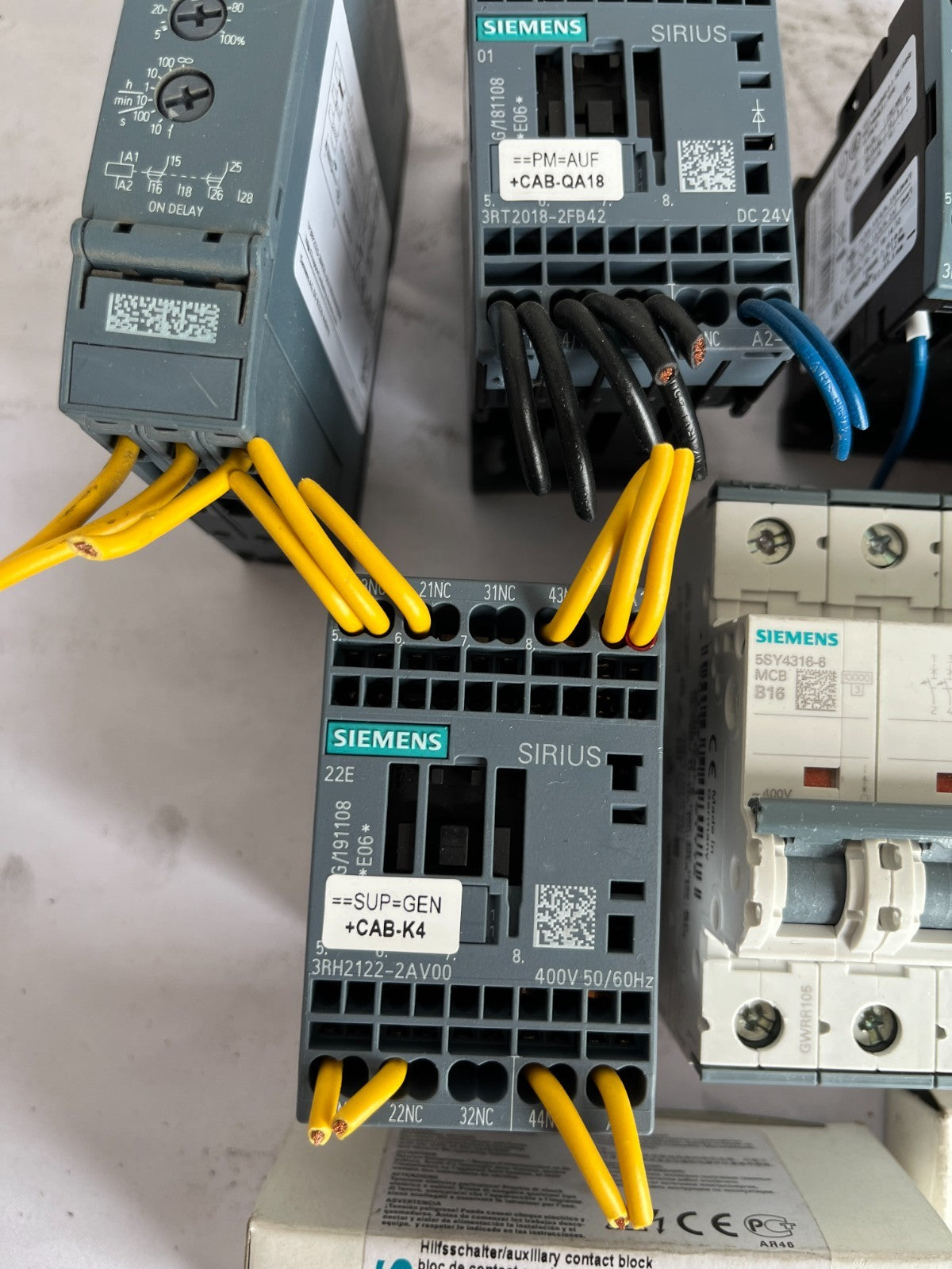 Siemens Sirius Contactors, Mcbs And Auxiliary Blocks Mixed Lot Used/New Spares