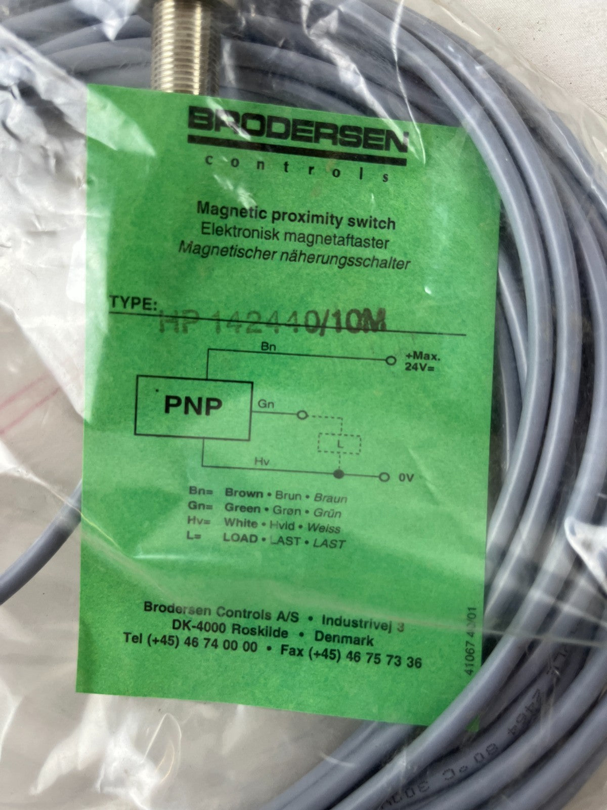 Brodersen HP142440/10M Magnetic Proximity Switch PNP 24V 10M New Sealed Unit
