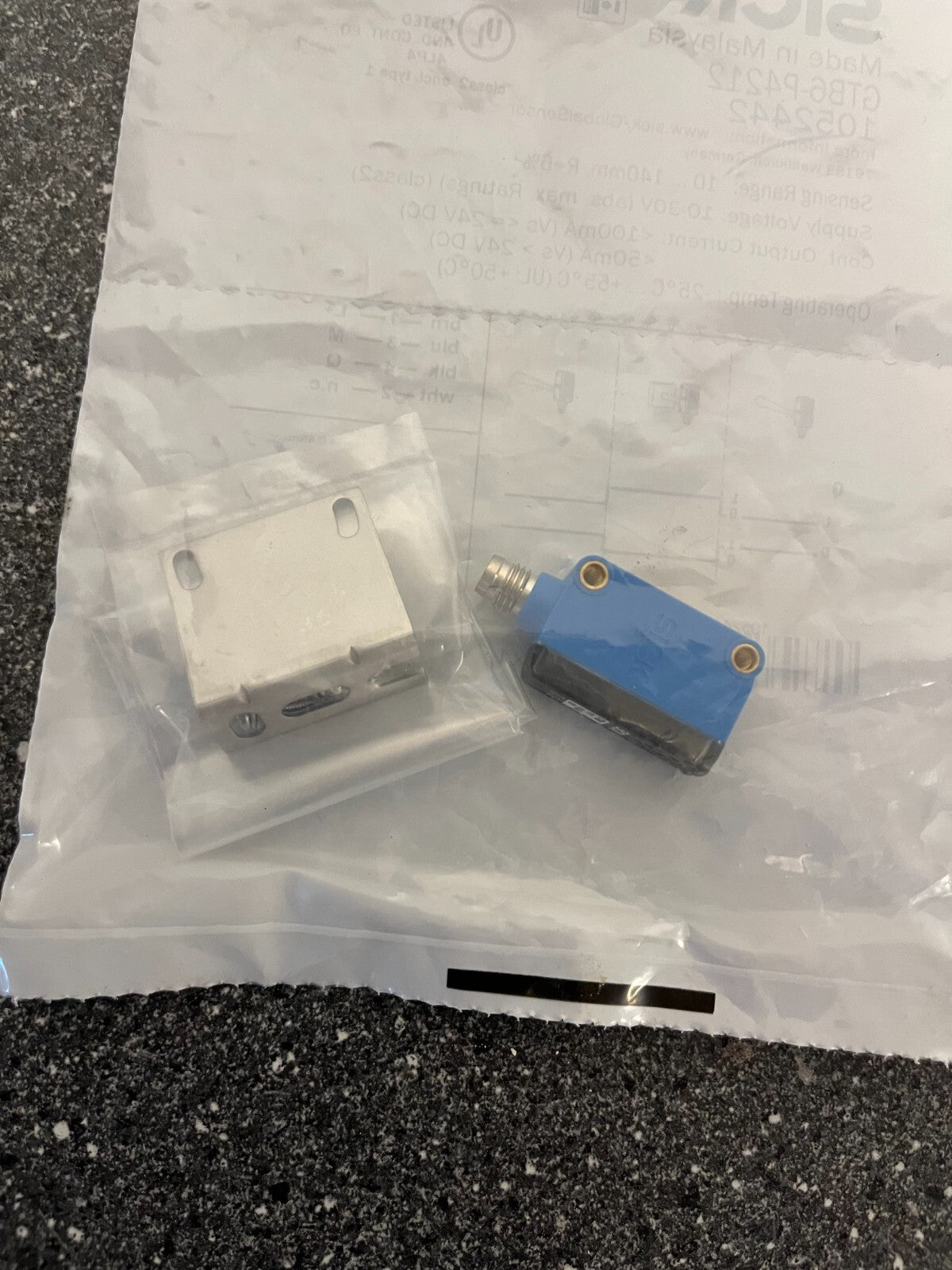 SICK GTB6-P4212 Photoelectric Sensor 10-30V DC, 10-140mm Range, New in Packaging