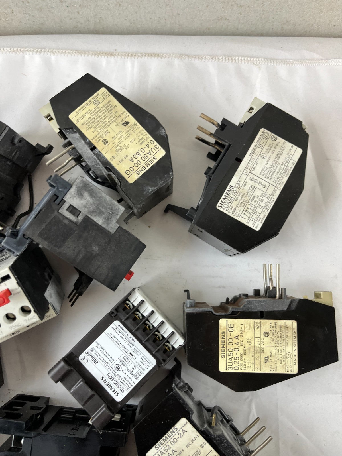 Siemens 3UA Series Thermal Overload Relay Mixed Lot Approx 30pcs Used Spares