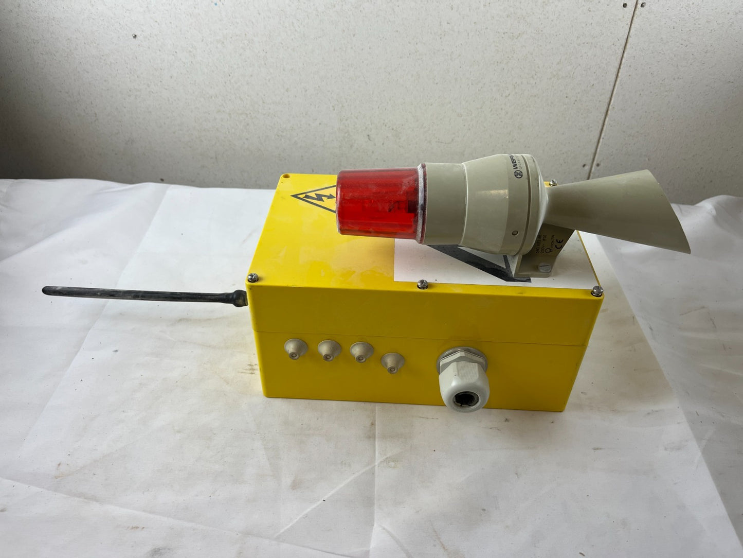 J2M UROCB00-111 Crane Radio Receiver 433MHz IP65 Werma Beacon Untested Spare