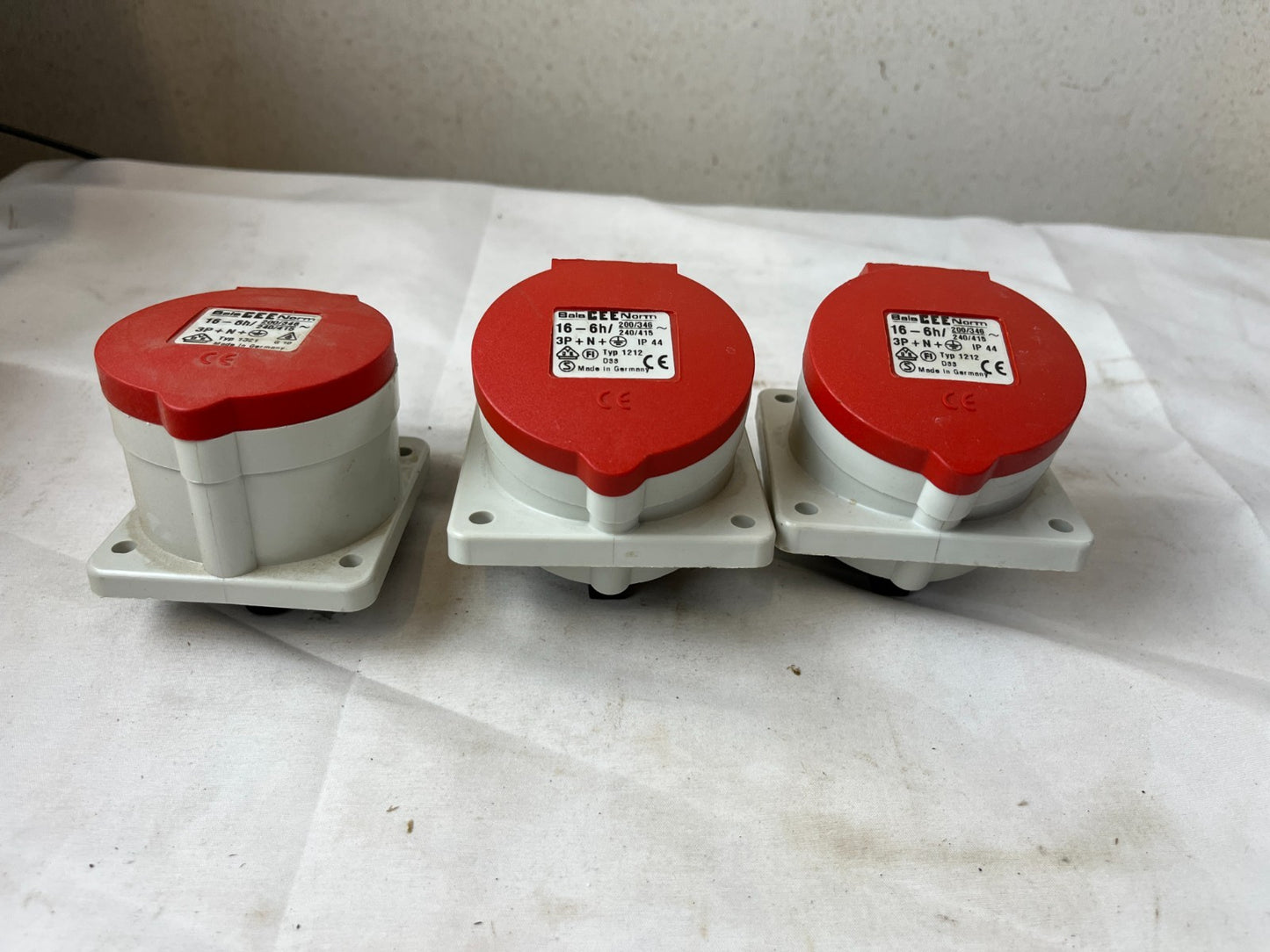 Bals 1212 IEC 16A 3P+N+E 6h IP44 Panel Socket New Lot of 3x Spare Bundle