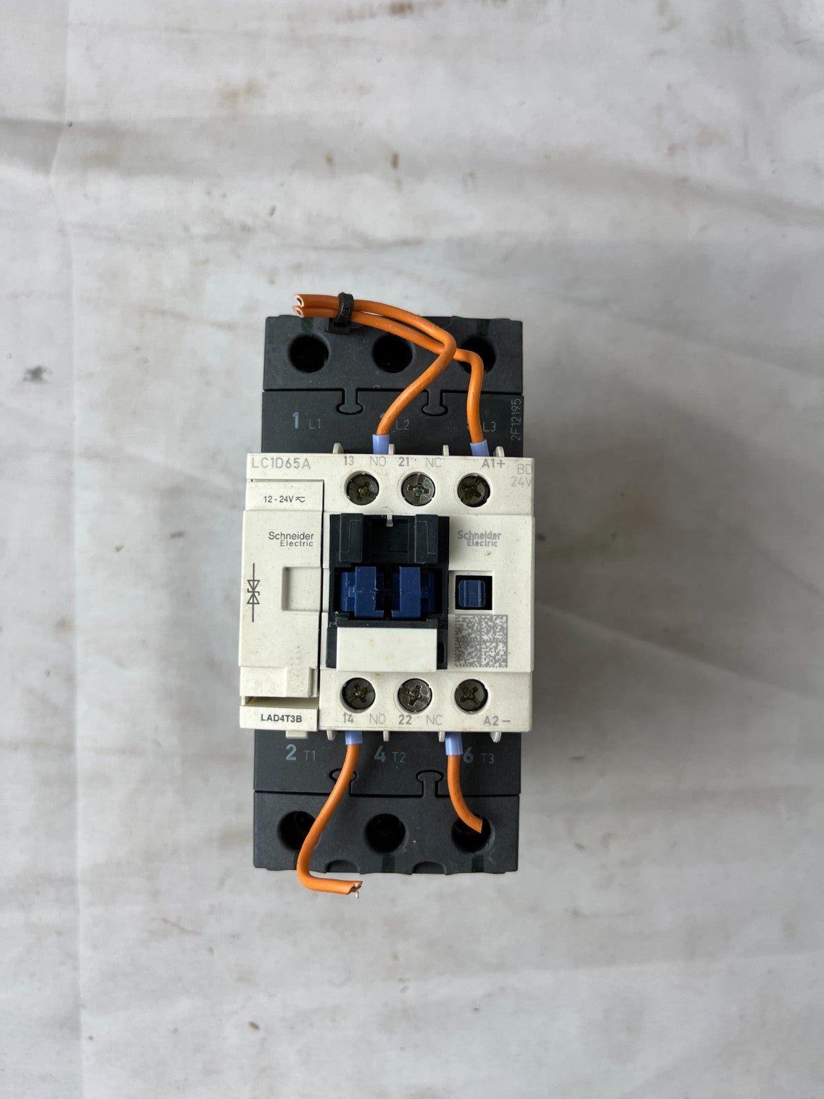 Schneider LC1D65A TeSys Contactor 80A 24V DC Coil Used Spare Unit