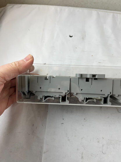 Phoenix Contact UKB4 Feed Through Terminal Blocks DIN Rail Lot Used Spare Units