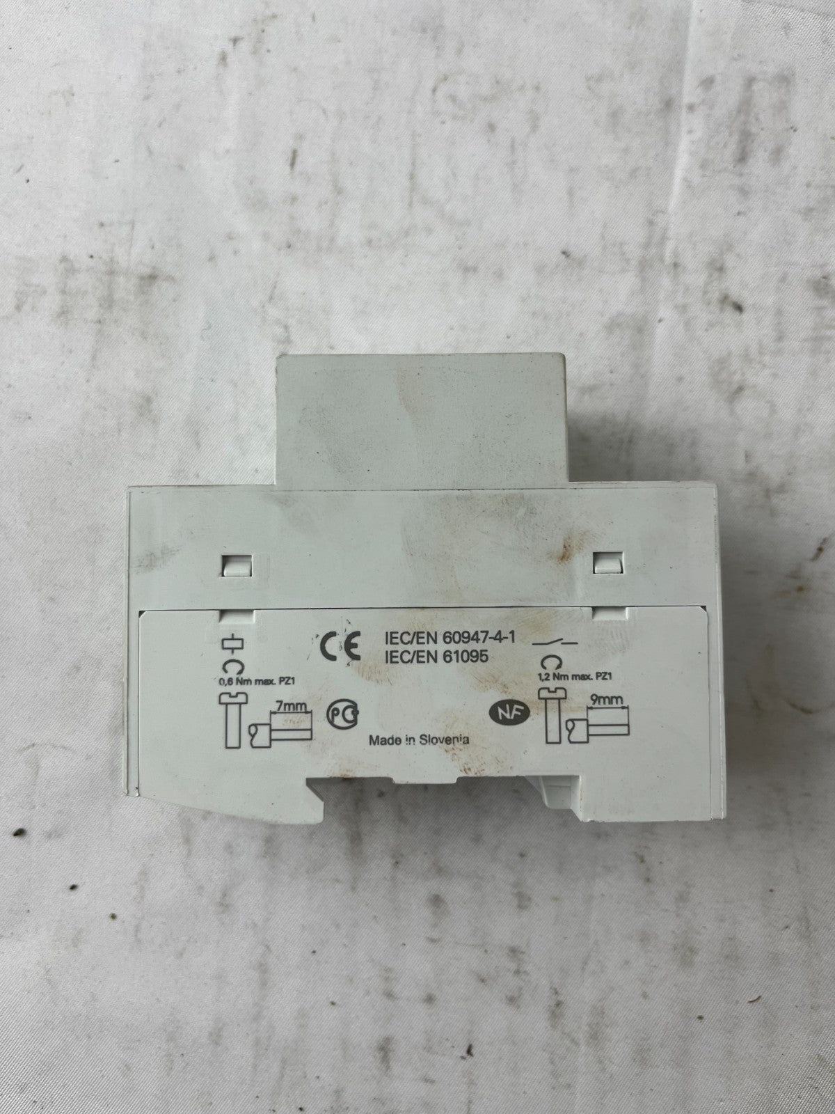 Siemens 5TT58300 Installation Contactor 25A 230V AC DIN Rail 4-Pole Used Spare