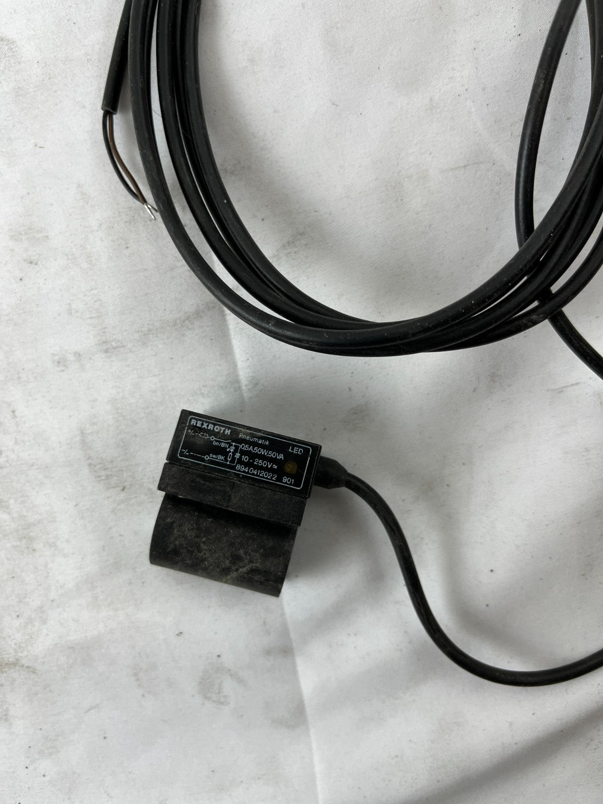 Rexroth Pneumatik 8940412022 Reed Sensor Switch LED 10-250V Used Spare Unit