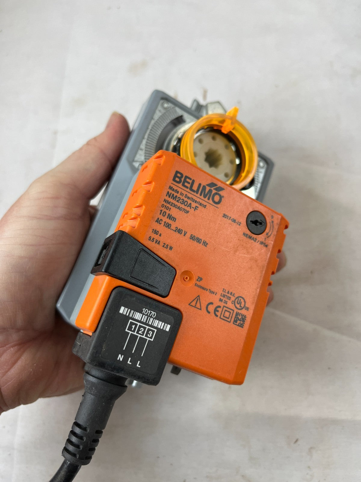 Belimo NM230A-F Rotary Damper Actuator 10Nm AC 100–240V Open/Close 3-Point New