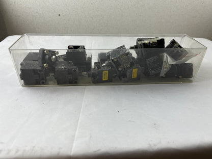 Siemens 3SE3 000-1A Limit Switch Bundle 500V 10A Mixed Lot, Used Spares