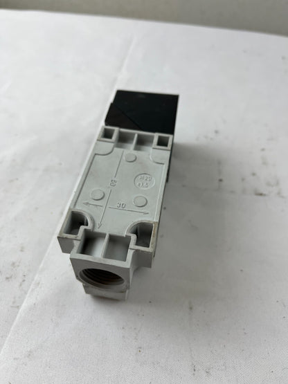 Balluff BES 517-134-M6-H Unisensor Inductive Sensor 10-30VDC 20mm Used Spare
