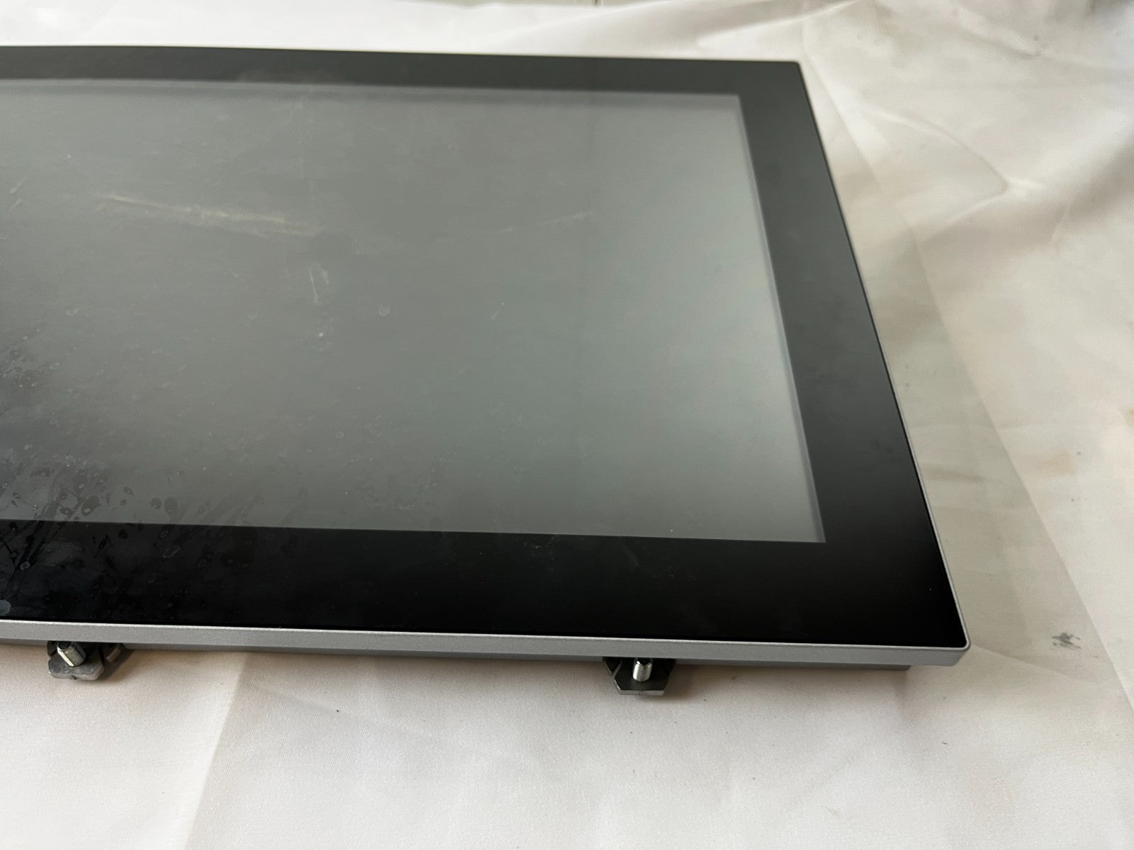 B&R Automation Panel AP933 TFT LCD 18.5" w/ SDI DVI Receiver 5AP933.1855-00
