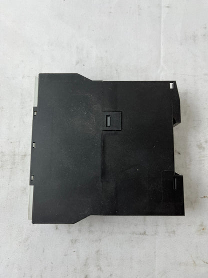 Siemens 3UN2100-0AN7 Thermistor Motor Protection Relay 220-240V DIN Rail Used