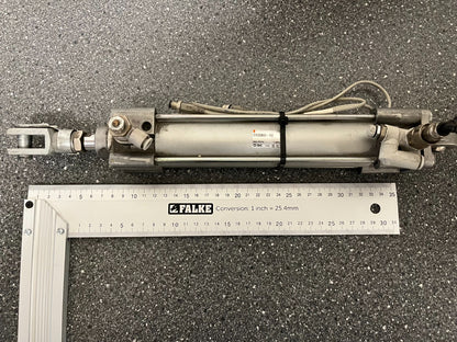 SMC Pneumatic Cylinder CS95D040-160U, Double Acting, 160mm Stroke, Tested