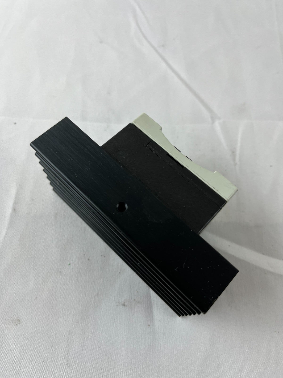 Carlo Gavazzi RM1A40D25 Solid State Relay SSR 25A 440VAC w/ Heatsink USED