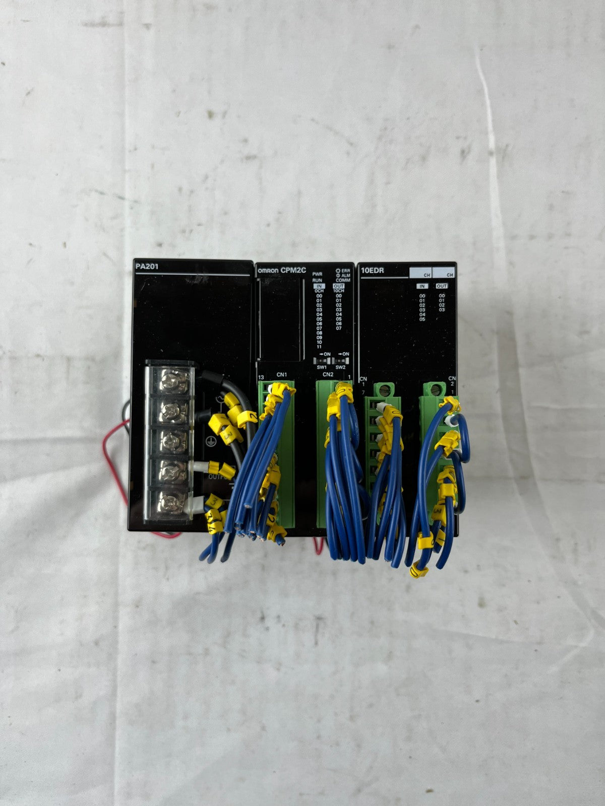 Omron CPM2C PLC System CPM2C-20CDR-D CPU with CPM2C-10EDR I/O and CPM2C-PA201