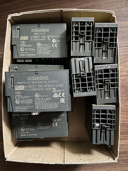 Siemens 6ES7138-4FB04-0AB0 ET 200S F-DQ 4x24V/2A PROFIsafe Digital Output Module
