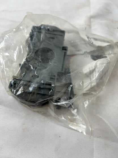 ABB OTPS160EP Four Pole Shaft Extension Kit 1SCA022325R7360 New Spare Unit