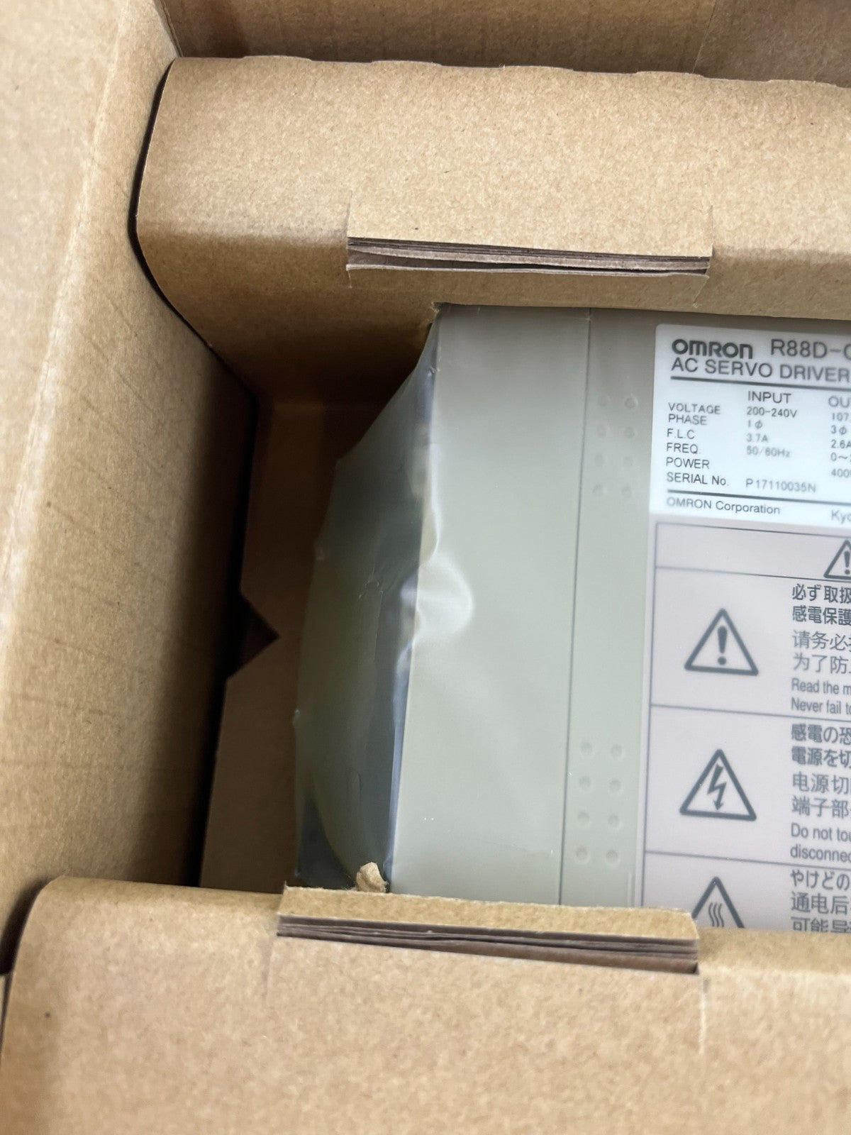 Omron R88D-GN04H-ML2 AC Servo Driver 400W 200–240V 1-Phase New in Box