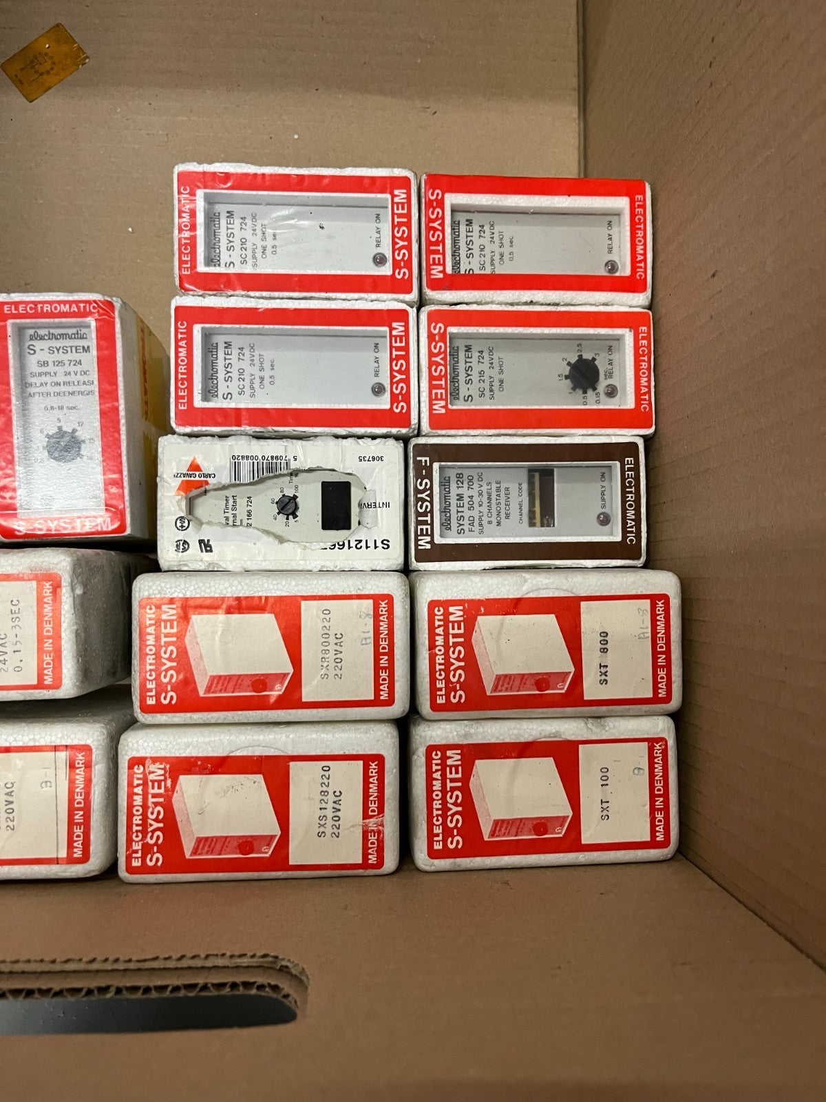 Lot 16x New Electromatic S‑System Timers SC210 724 SB125 724 SXT100 SXR100 220VA