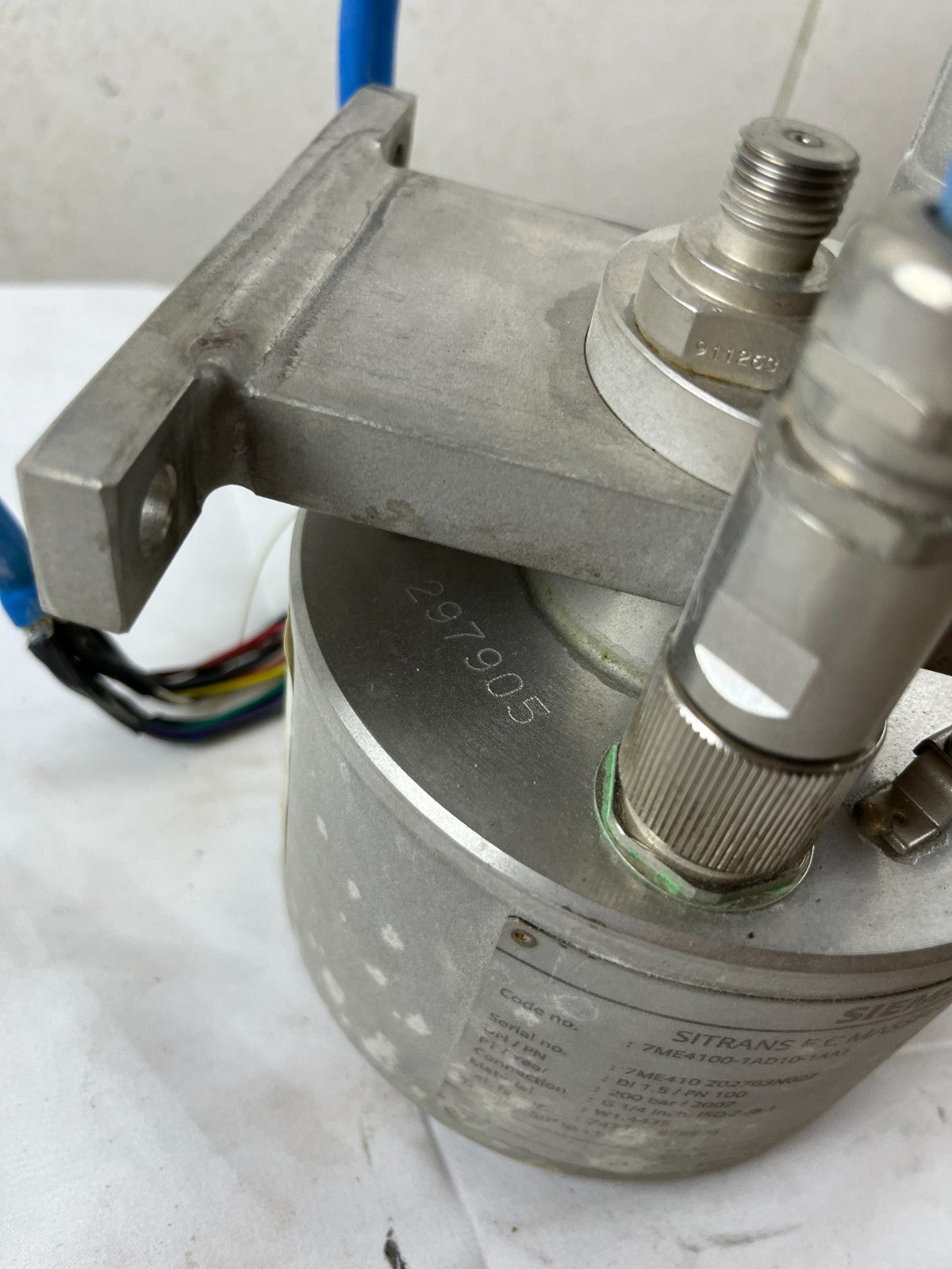 Siemens Sitrans F C Massflo Mass 2100 7ME4100-1AD10-1AA1 Coriolis Flow Sensor