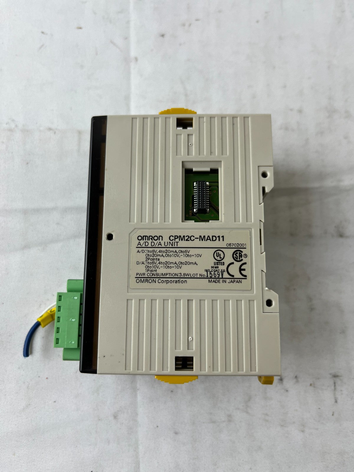 Omron CPM2C-MAD11 Analog I/O Unit 2x Analog Inputs 1x Analog Output 24V DC Used