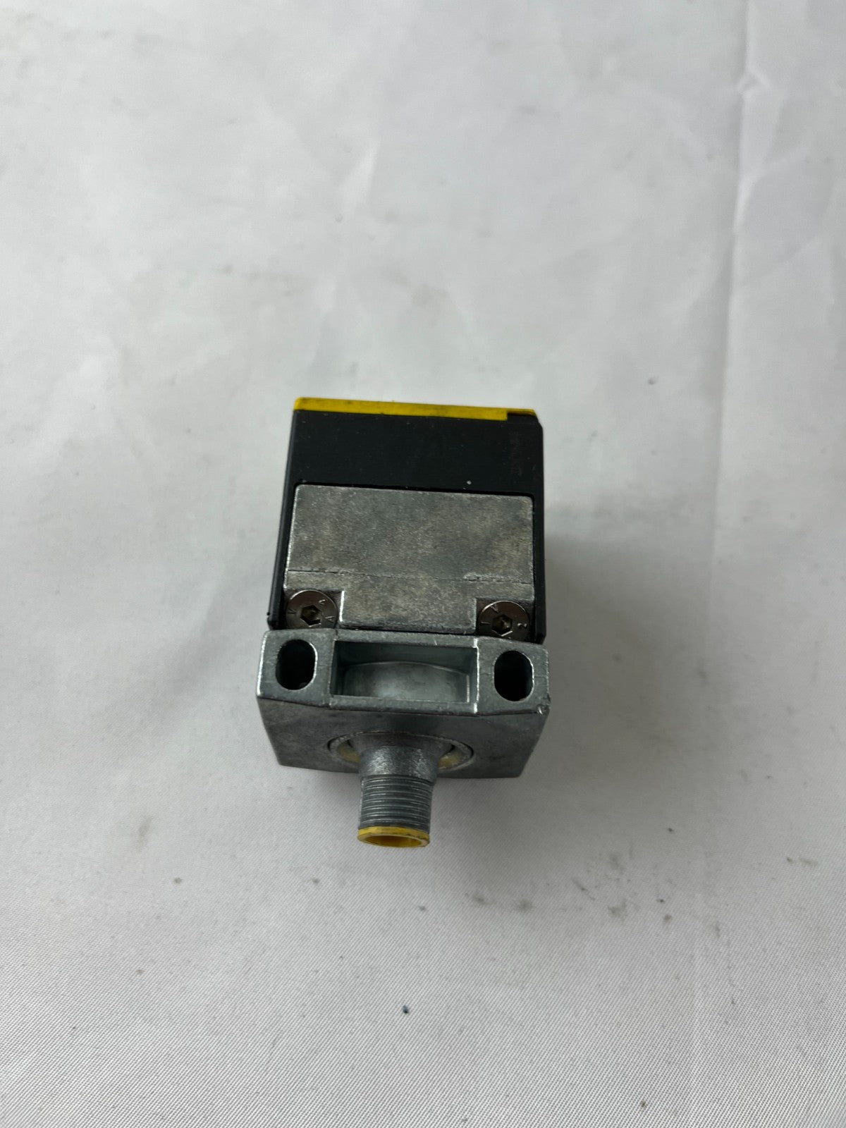 Turck Bi15-CK40-AN6X2-H1141 Inductive Proximity Sensor 10-30VDC Used Spare Part