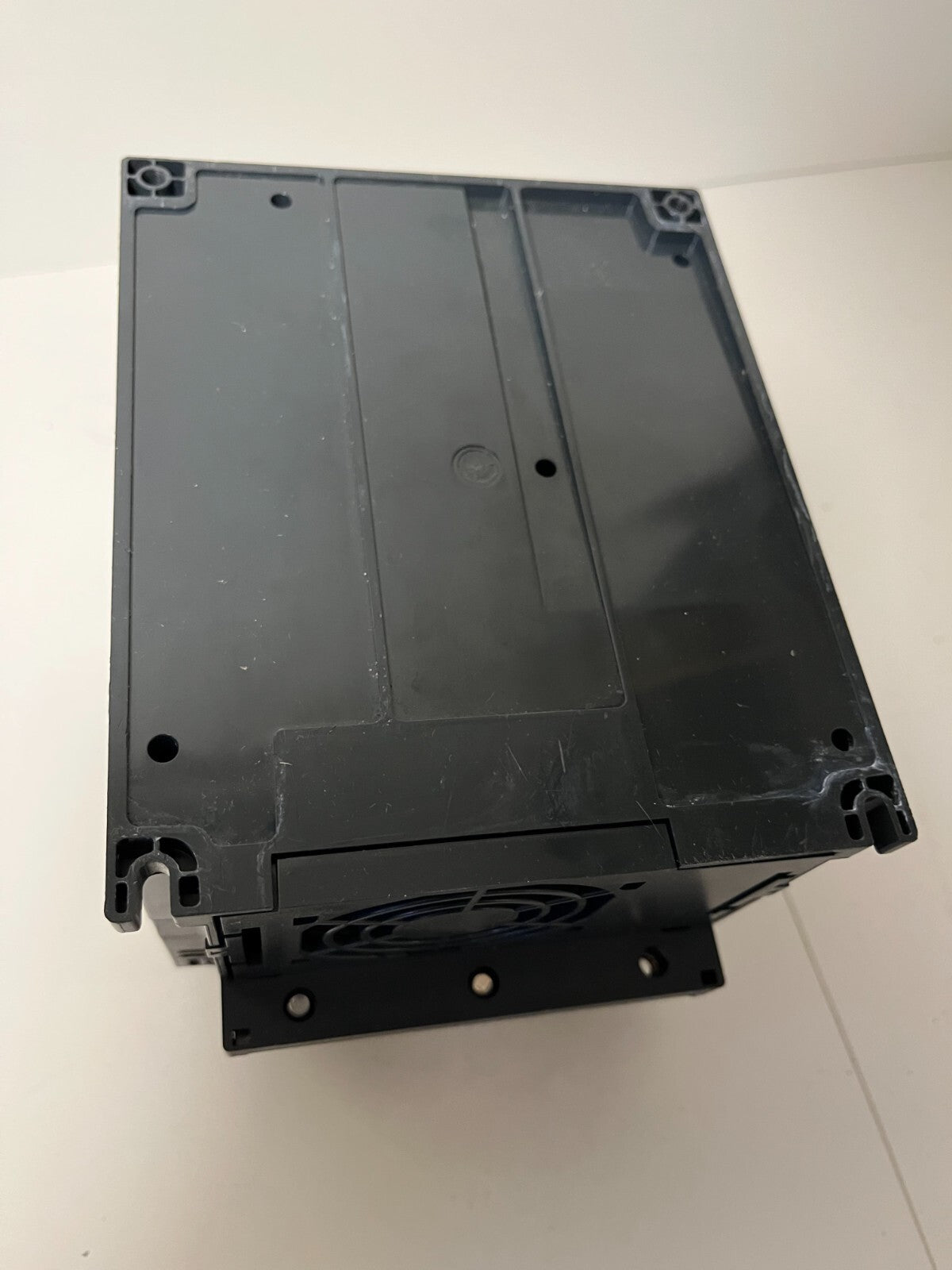 Schneider Electric Altivar 320 ATV320U40N4C VFD 4kW 5HP 380-480V Hardly Used