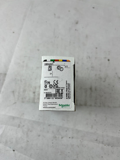 Schneider Electric XB5AA31 Harmony XB5 Green Flush Push Button 22 mm 1NO New