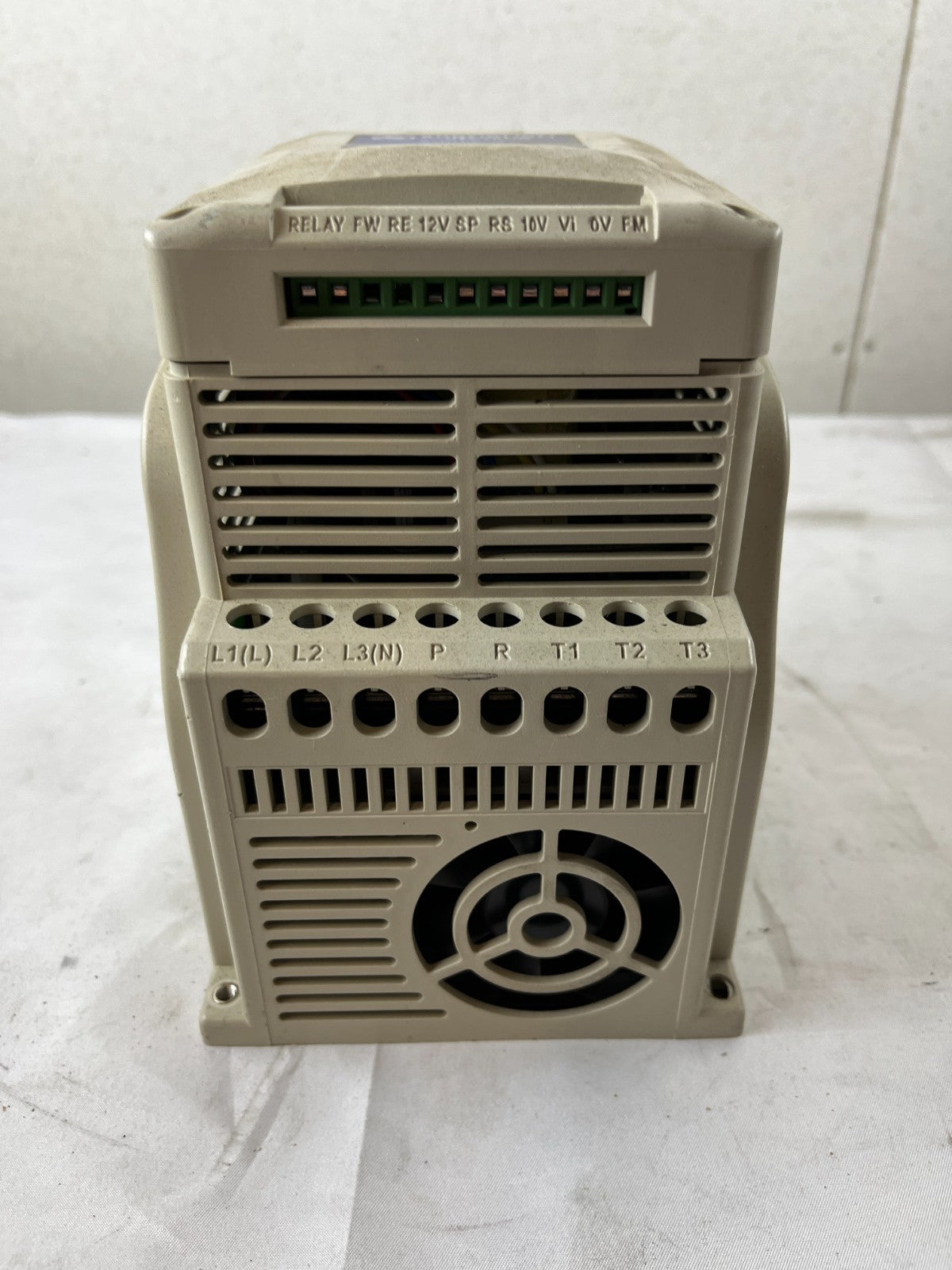 Bonfiglioli Vectron SYN10 T 400 05 AF 1HP AC Drive VFD 380-460V Used Spare Unit