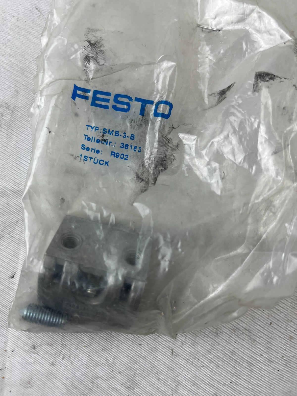 Festo SMB-3-B 36163 Mounting Kit for Proximity Sensors Size 3 New Unused Spare