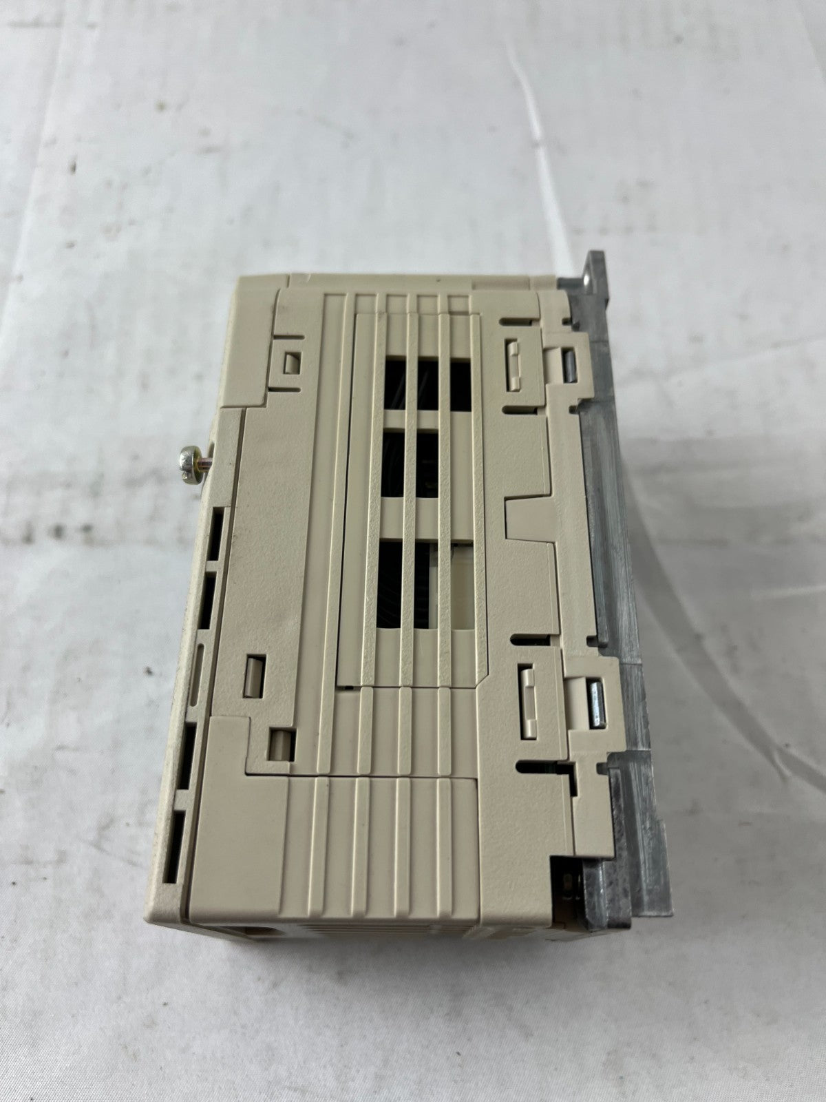 Omron V1000 CIMR-VZAB0P4BAA Inverter Drive 0.55kW 200–240V 1-Phase Used