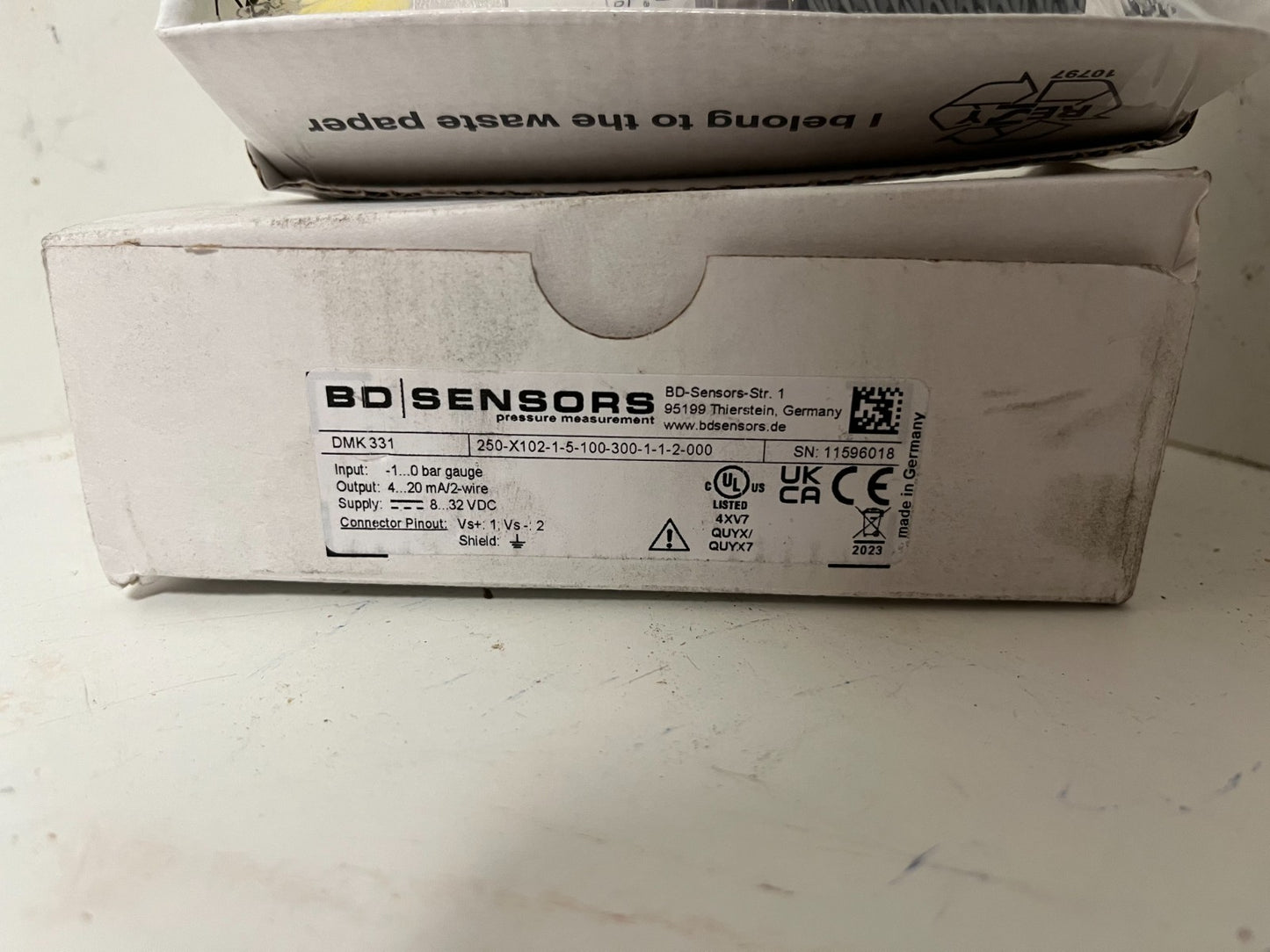 BD Sensors DMK 331 Pressure Transmitter 1...0 Bar 4-20mA 8-32VDC New Open Box