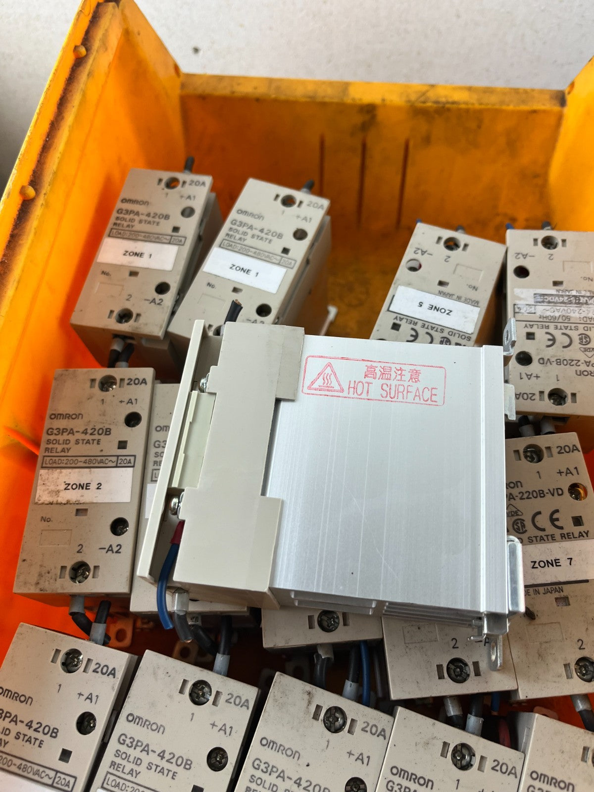 Lot of 15 Omron G3PA-420B G3PA-220B-VD Solid State Relays SSR 20A DIN Rail Used