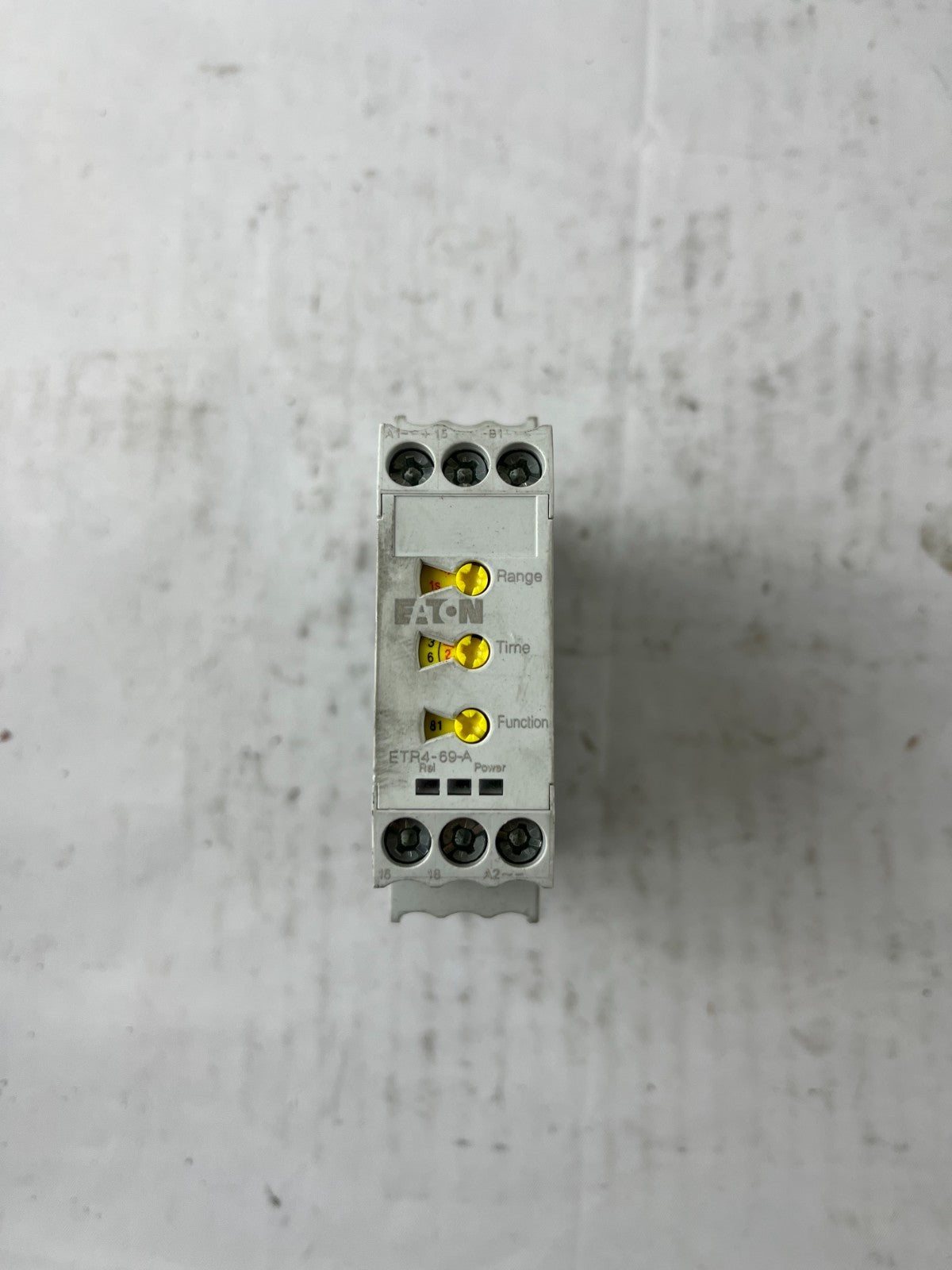 Eaton ETR4-69-A Timer Relay 24-240VAC/DC 0.05s-100h Multi Function Used Spare