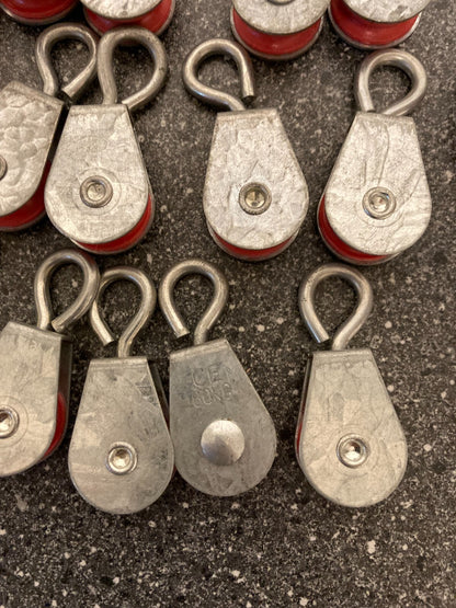 Lot of 25x Heavy Duty Small Pulleys - CE Marked, 60kg Capacity Each - Metal