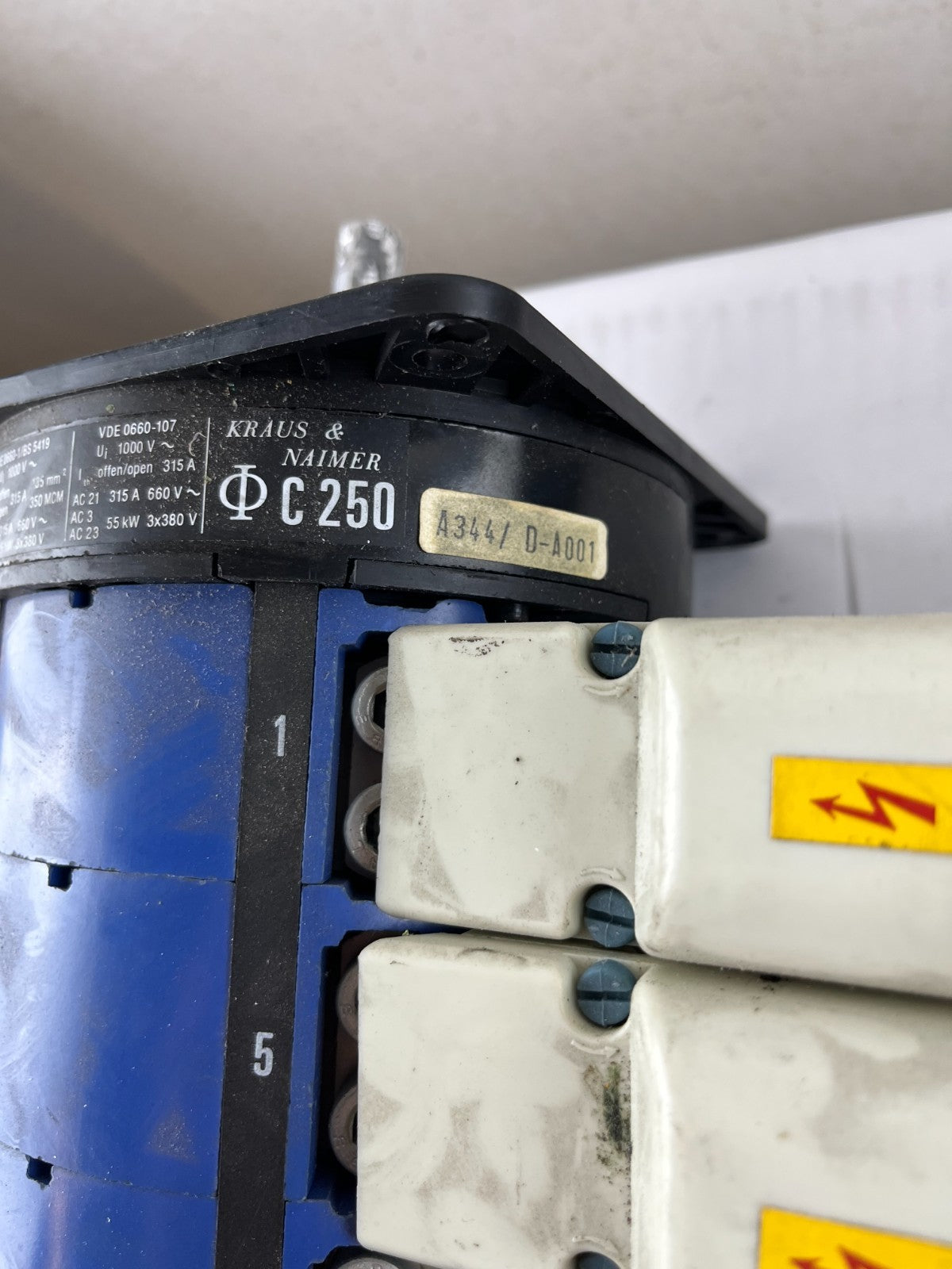 Kraus & Naimer C250 Rotary Cam Load Break Switch 240A 600VAC 3‑Phase Used