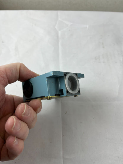 Telemecanique XCK-M ZCK-M1 Limit Switch Body New 1NO 1NC IP66 240V Schneider
