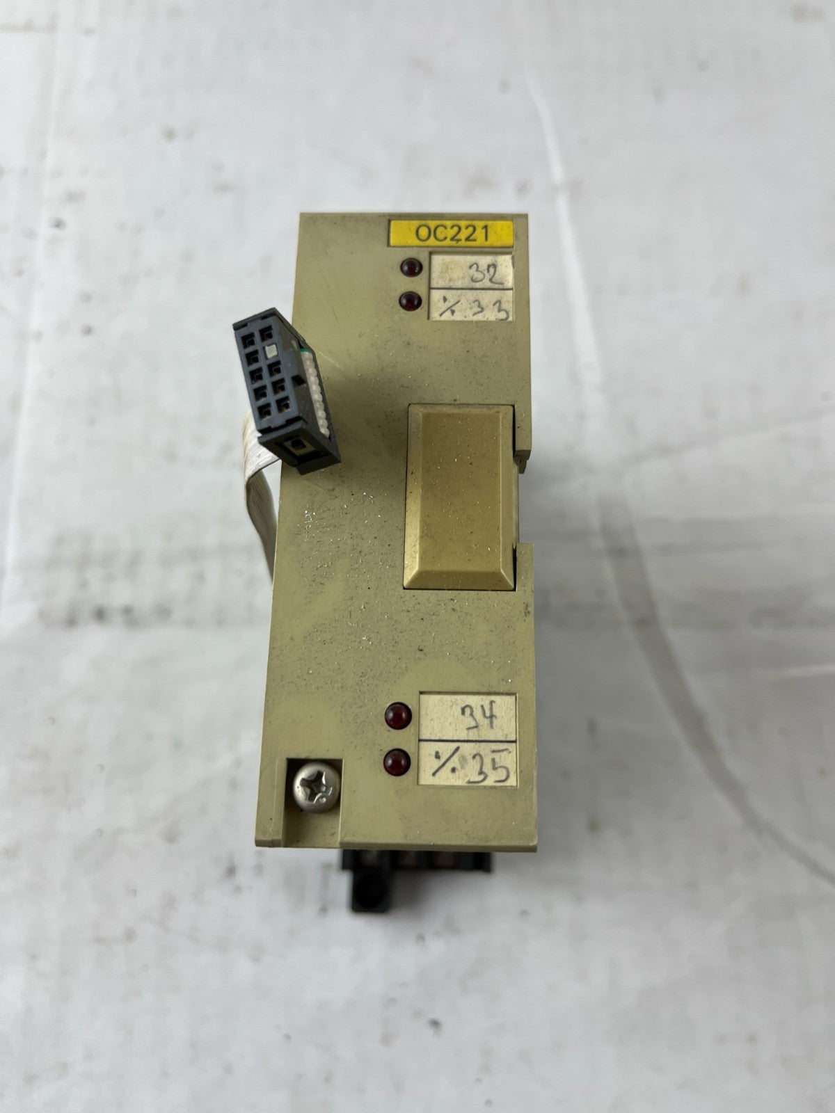 Omron 3G2A3-OC221 SYSMAC S6 I/O Device Output Module 250VAC 2A Used Spare Part