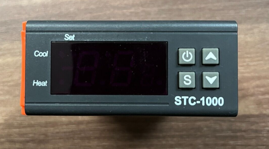 STC-1000 Digital Temperature Controller Thermostat 110-220V AC Heating & Cooling