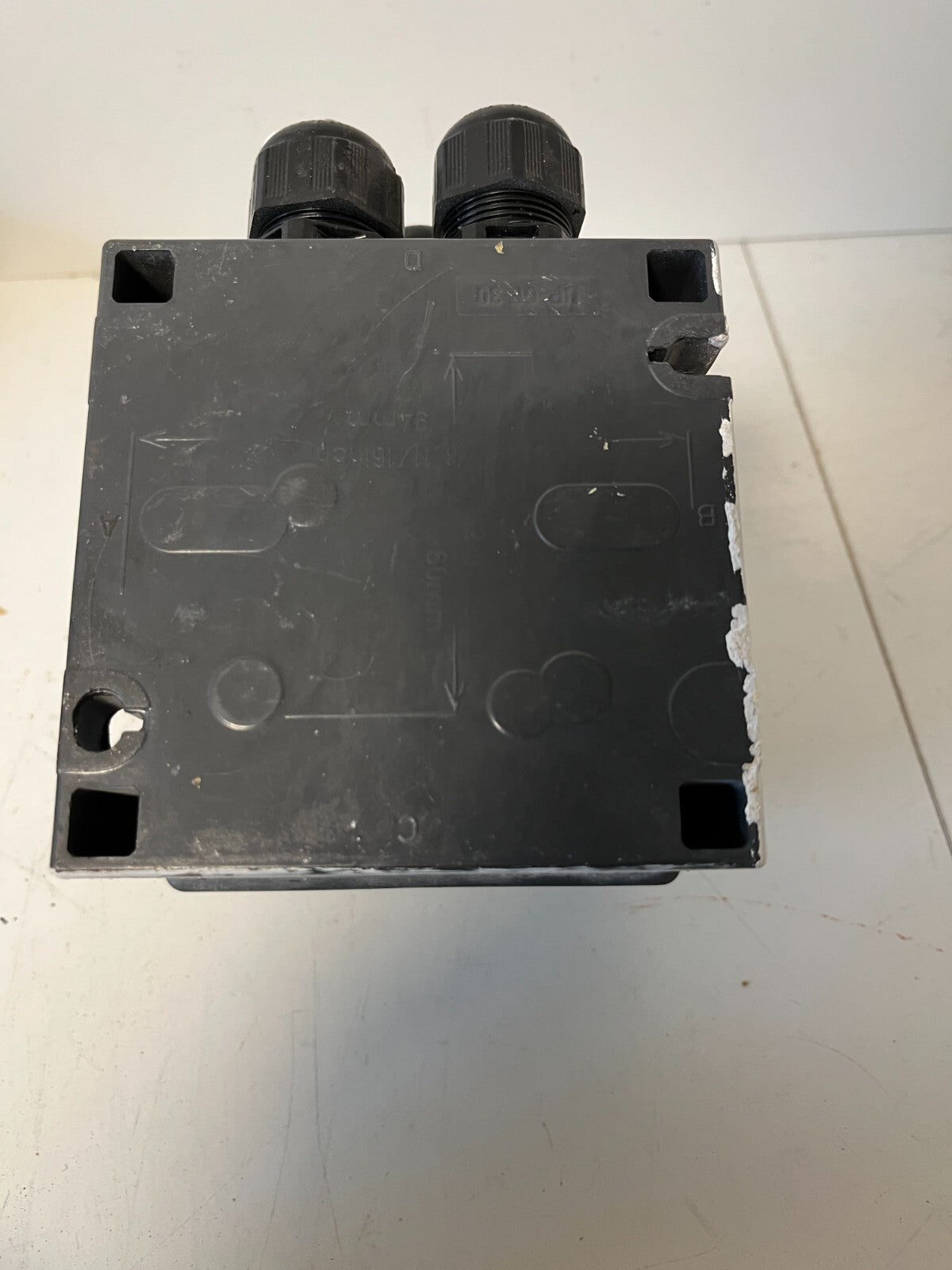 R. STAHL 8537/2-701 Safety Switch Ex de T6 IP66 690V 3-Pol Used