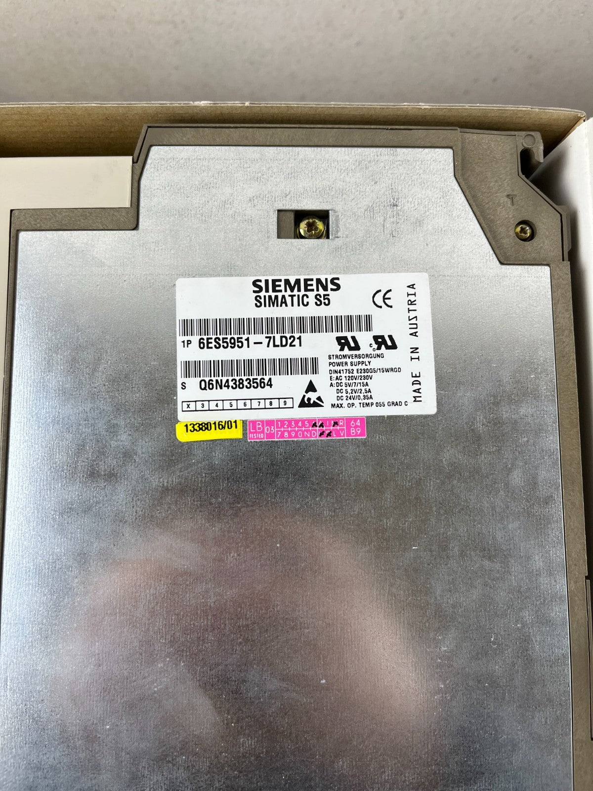 Siemens SIMATIC S5 PS 951 Power Supply 6ES5951-7LD21, 120/230V AC, 5 VDC 7/15 A