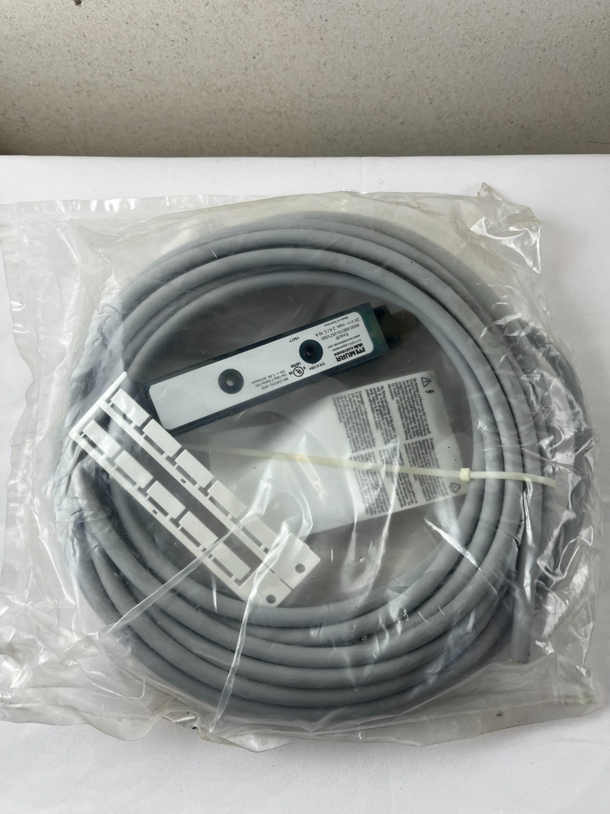 Murr Elektronik 8000-88010-3571000 Exact8 M8 Distribution Cable 8×M8 3-Pin 10m
