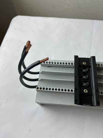Wöhner 32 563.000 6032 Busbar Adapter Fuse Block 32A 690V 3‑Pole New Spare
