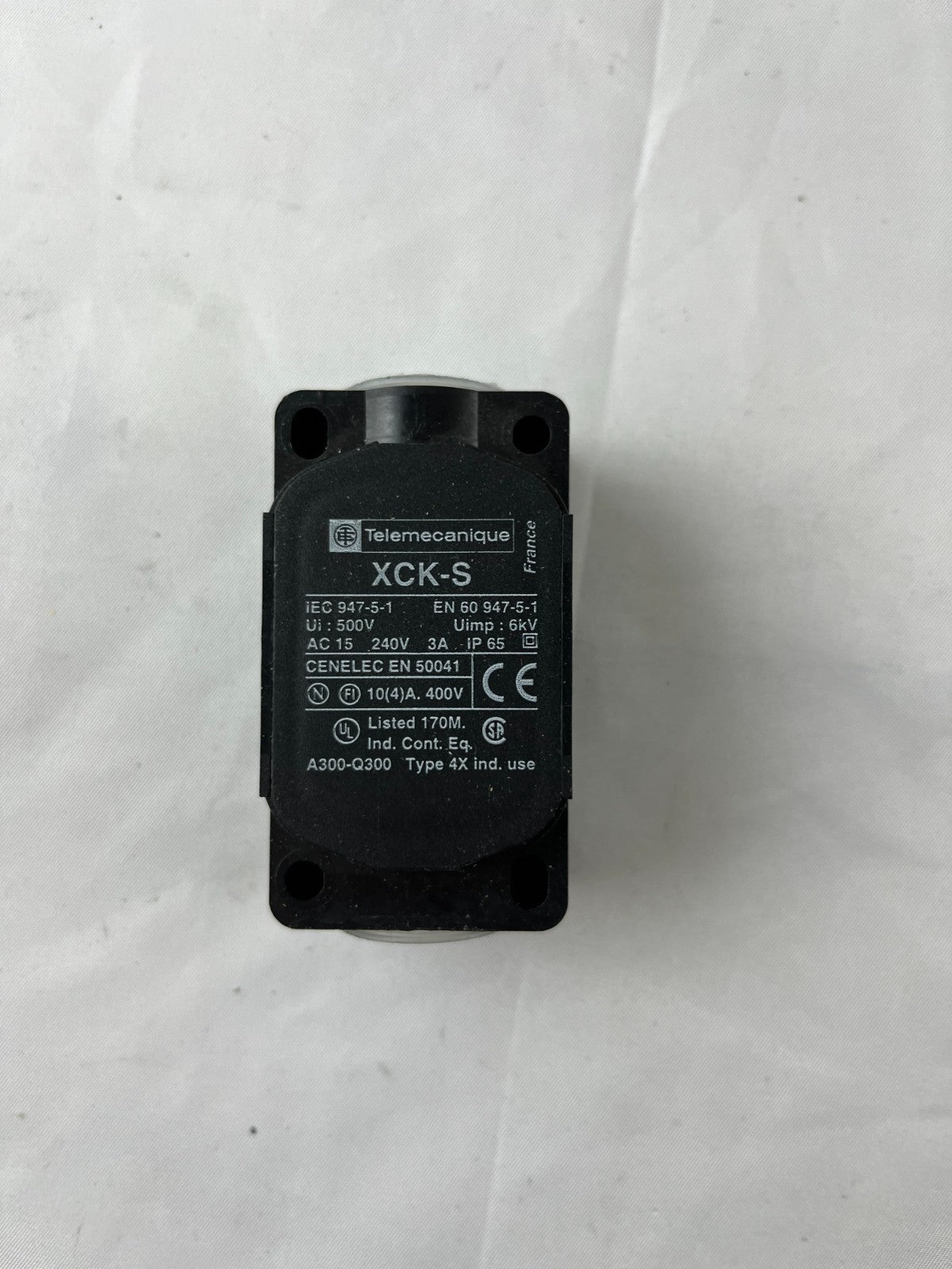 Telemecanique XCK-S Limit Switch Body AC15 240V 3A IP65 New NOS Spare Part