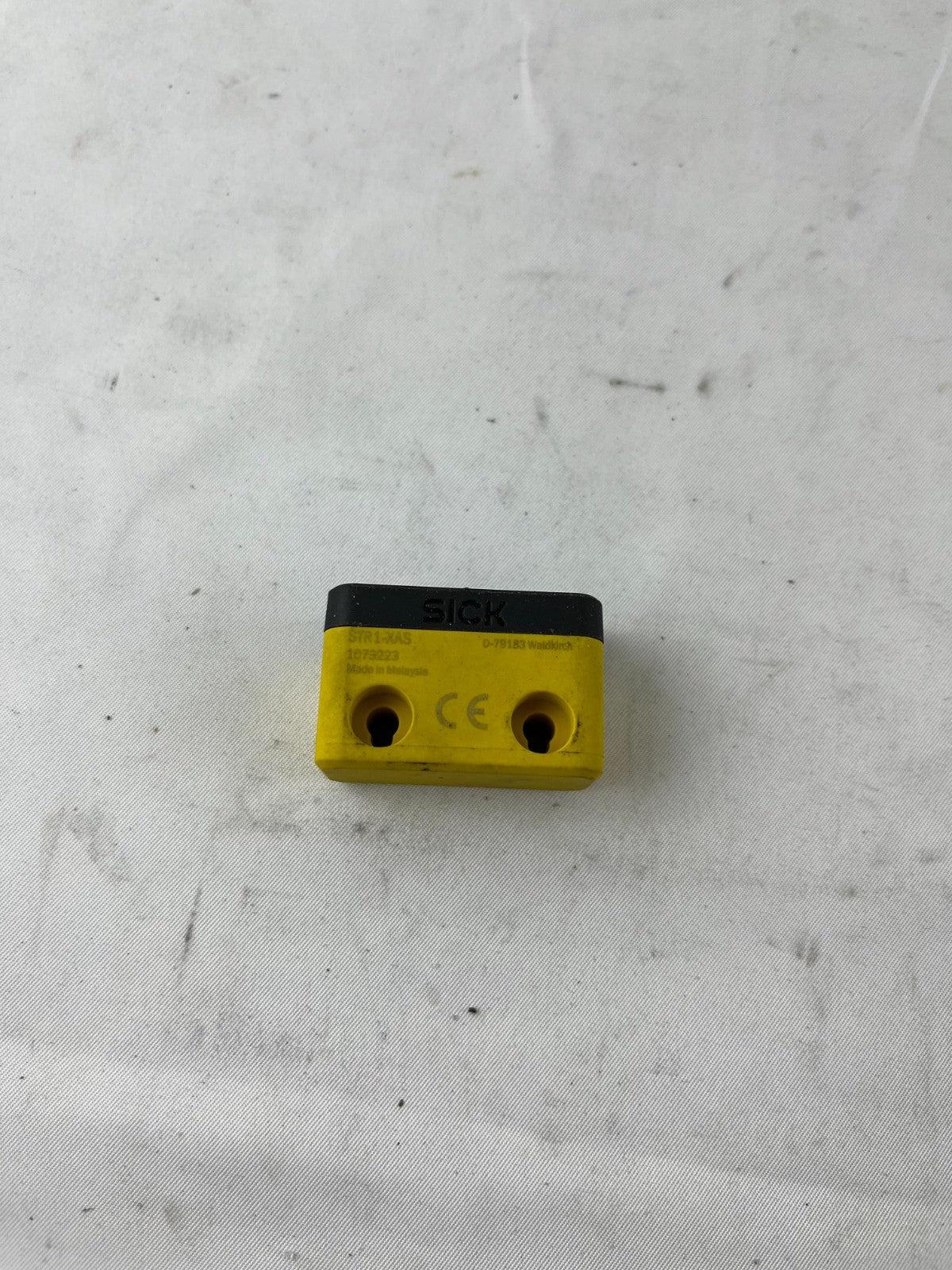 Sick STR1-JAS 1073223 RFID Safety Switch Actuator Standard Design Made Thailand