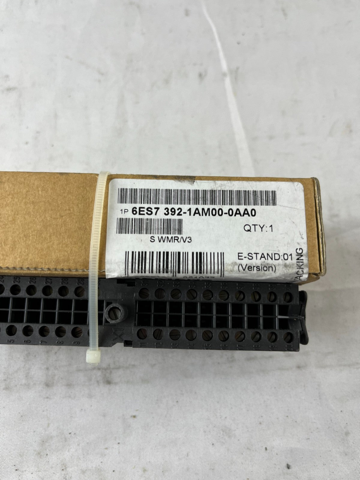 Siemens 6ES7 392-1AM00-0AA0 SIMATIC S7-300 40-Pole Front Connector New